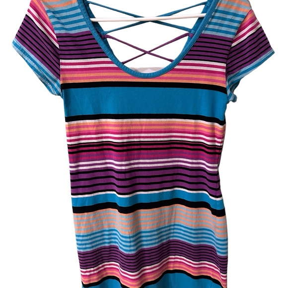 💚(2) striped dress bundle - Large - Picture 2 of 3